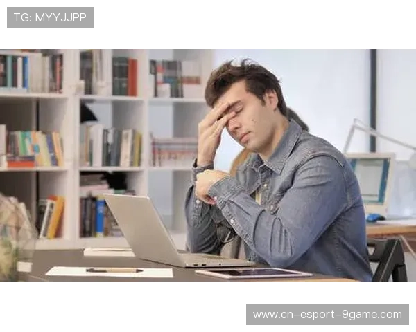 《职业选手的心理调适：应对压力的方法揭秘》，职业选手压力有多大